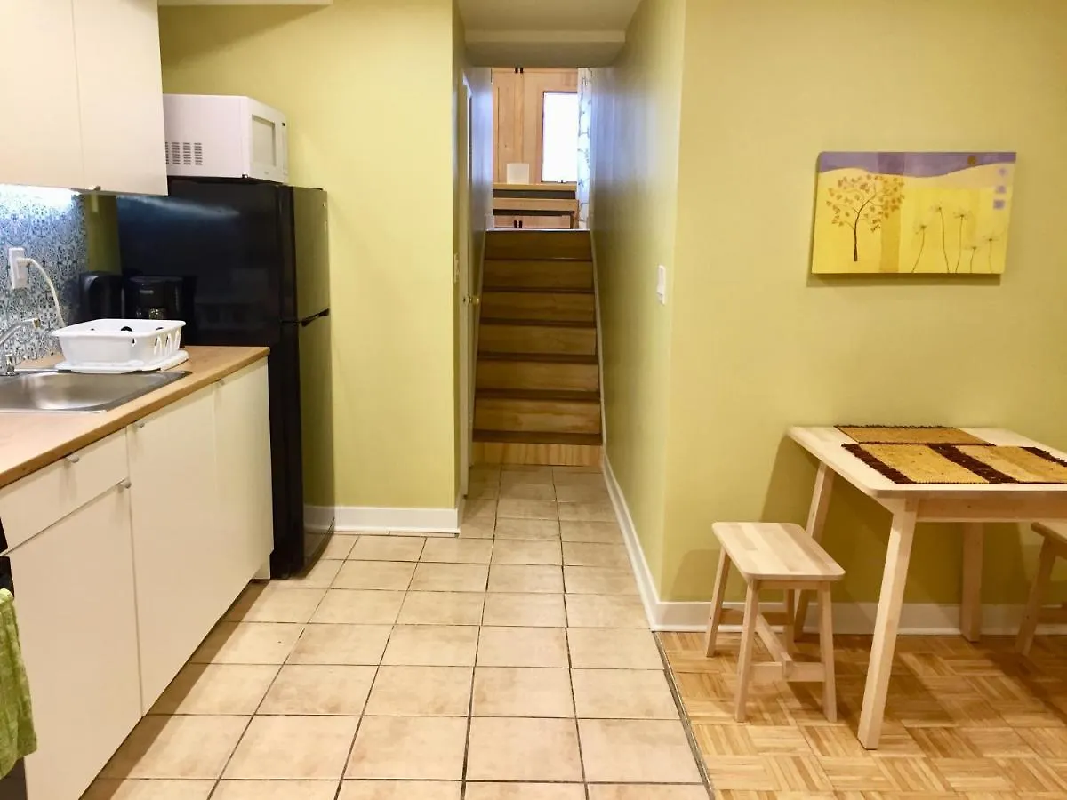 Cozy Multi-Leveled Apartment! New York 0*,
